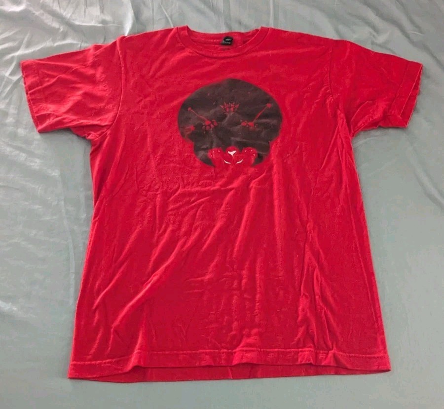 Men’s Medium Metroid shirt