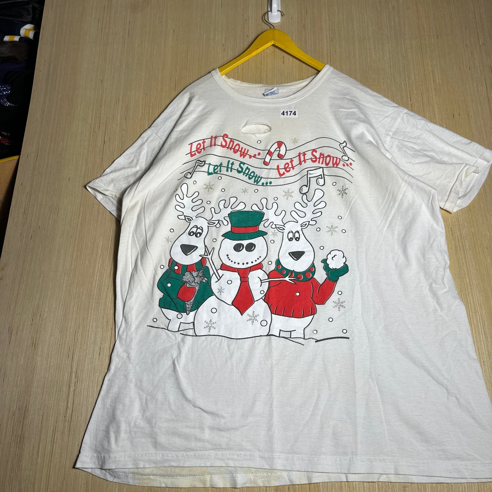 Vintage Christmas Let It Snow Shirt OSFA White Short Sleeve Men’s Graphic 90s