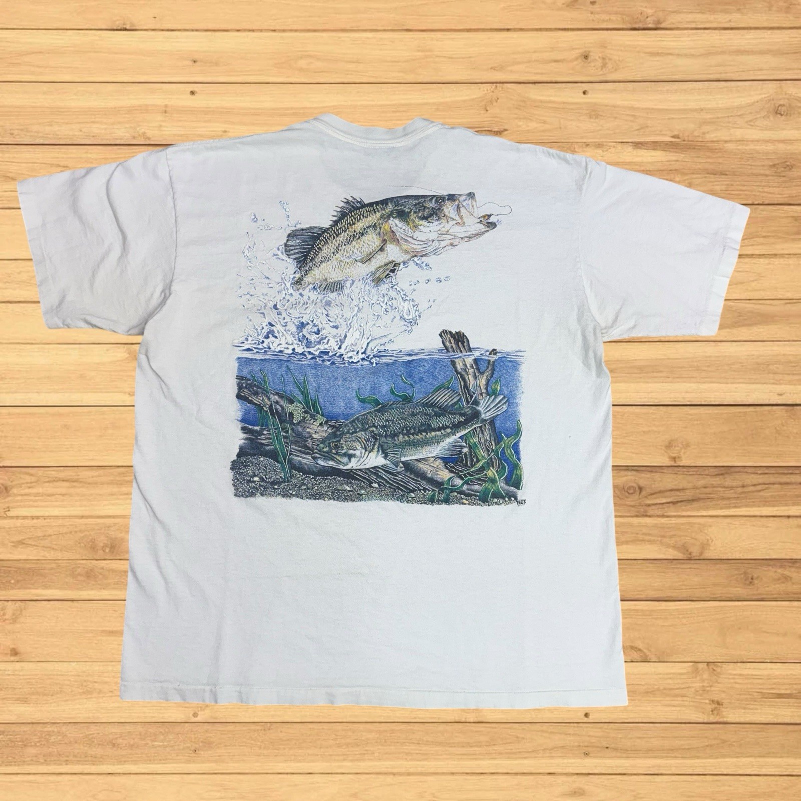 vintage largemouth Bass Fishing T-Shirt sportsman fish
