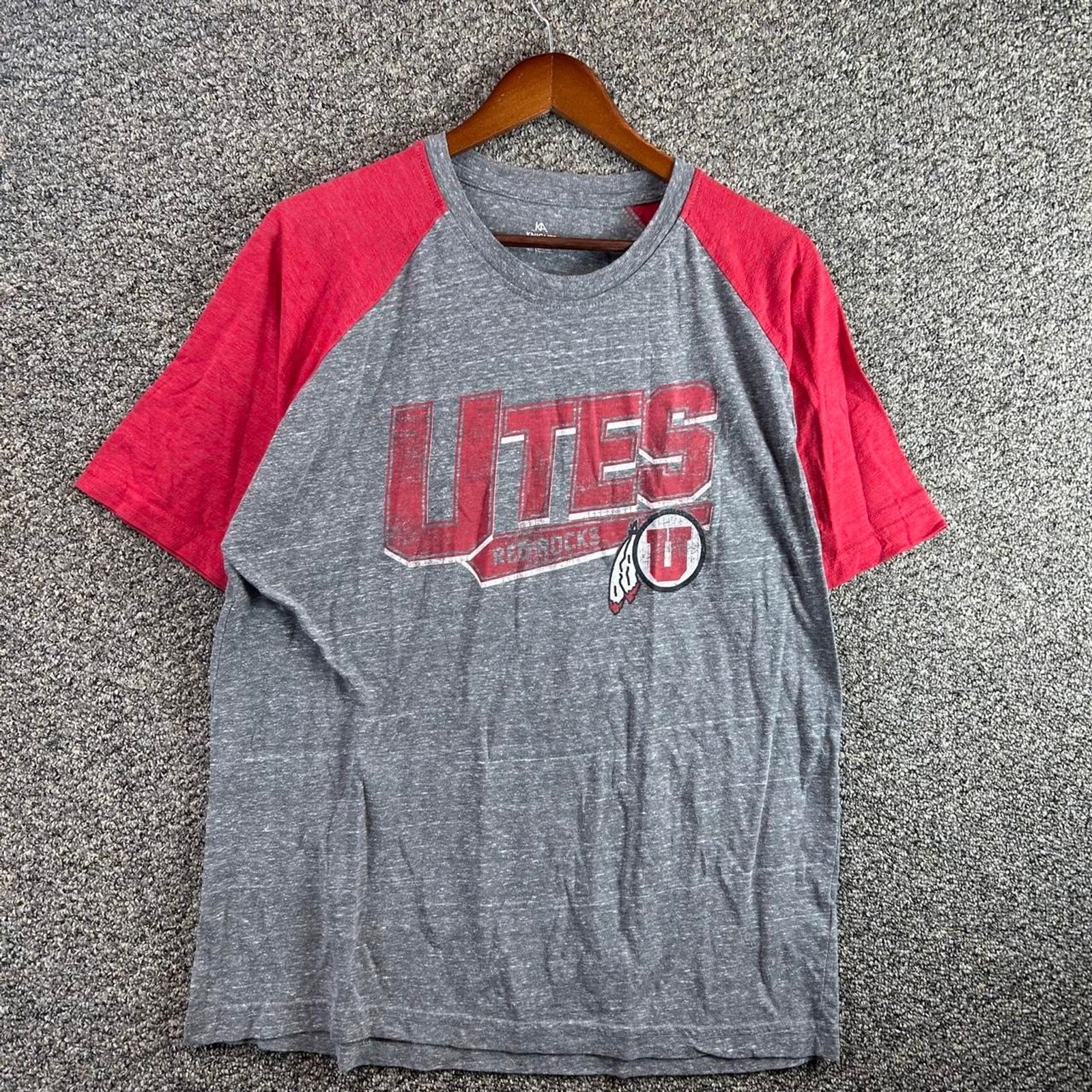 Unbranded Men’s Grey and Red T-shirt