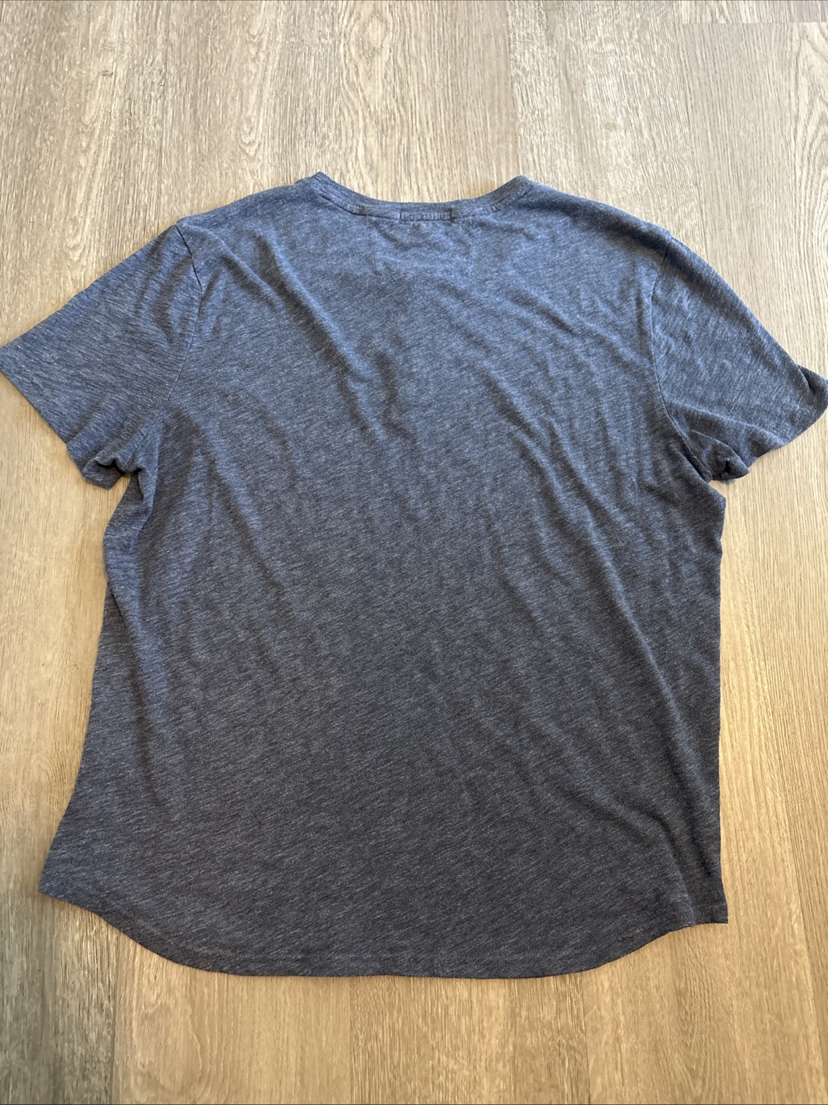 Banana Republic Men’s Indigo Heather Henley T-Shirt Size XL Moisture Wicking