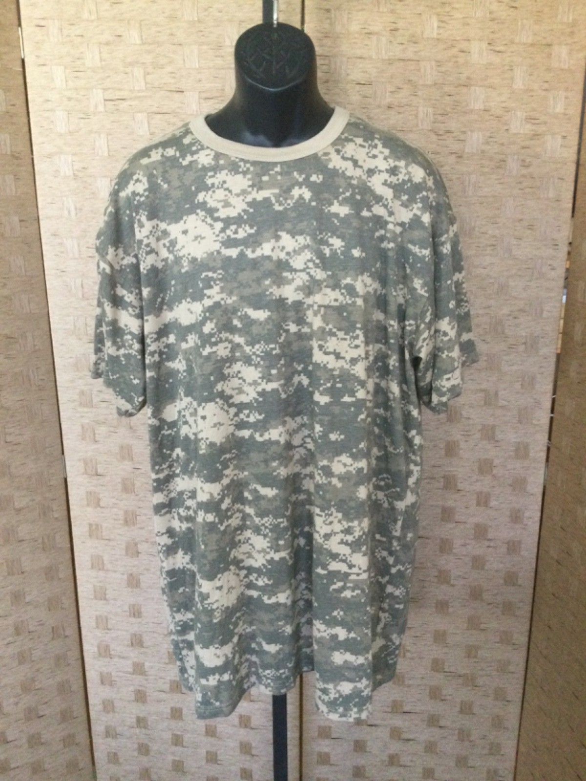 NWT Rothco Digital Camo Camoflauge T-Shirt 2XL Pixel