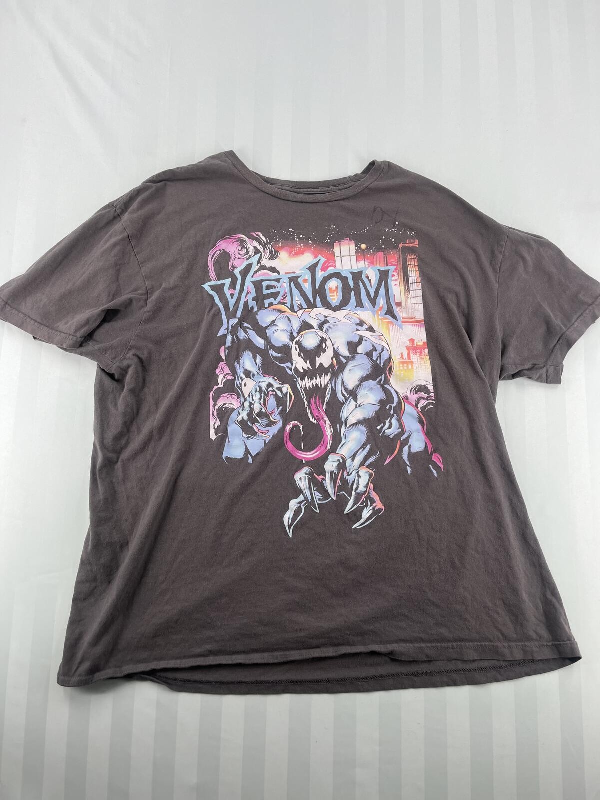 Y2K Marvel Venom Graphic T-Shirt Men’s XL Gray Comic Tee