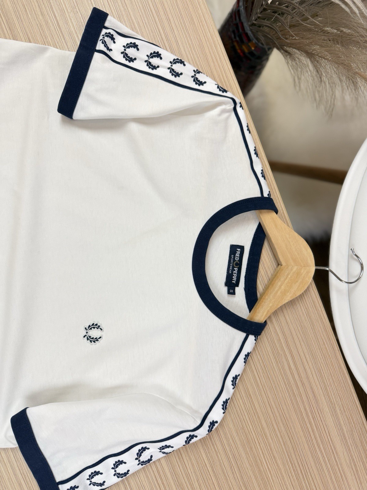 Fred Perry Taped Ringer Shirt Mens Size S White Laurel Wreath Sleeve M6347