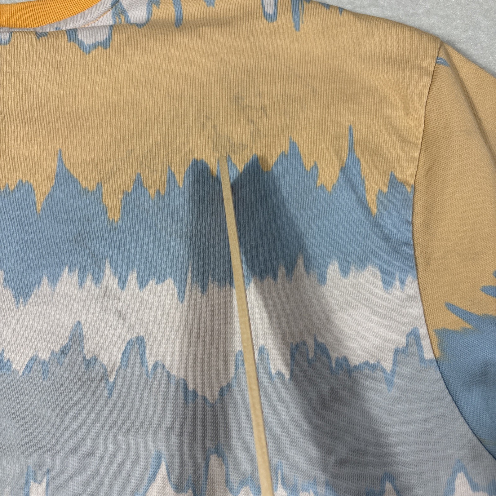 Adidas Men’s Adventure Chameleon Logo Shirt Size Large in Multi-Colors