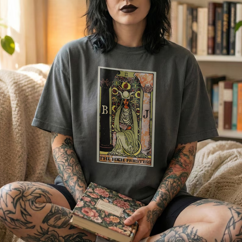 The High Priestess Tarot Shirt, Tarot Card T-Shirt, Witchy Graphic Tee,