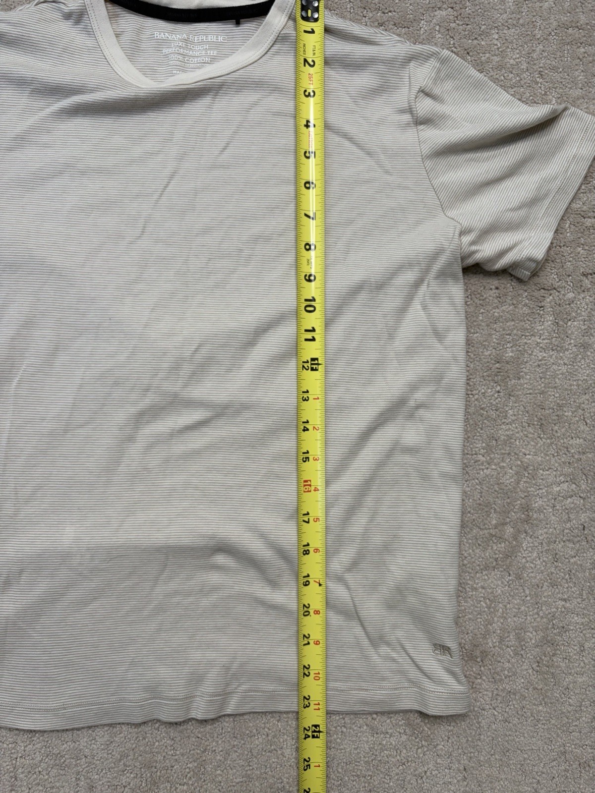Banana Republic Striped Beige T Shirt Men’s Size M