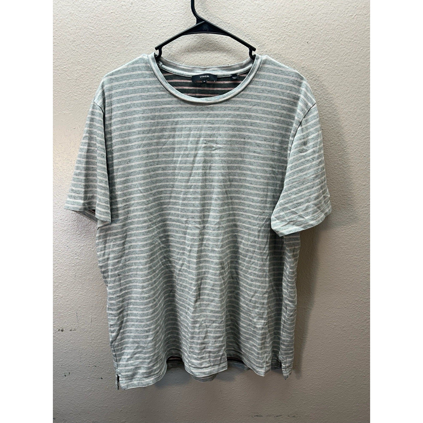 Vince Short Sleeve T-Shirt Men’s Crewneck Tee XL Gray Striped Relaxed Basic