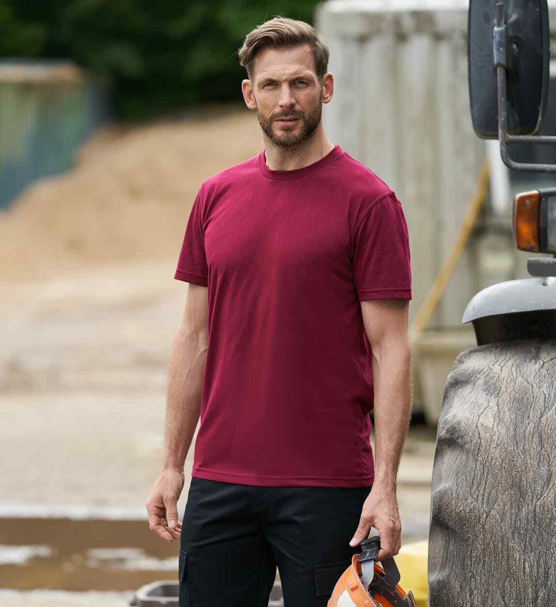 Pro T-Shirts – Men’s Premium Work Grade Tees – S to 6XL – Heavy Duty Quick Dry