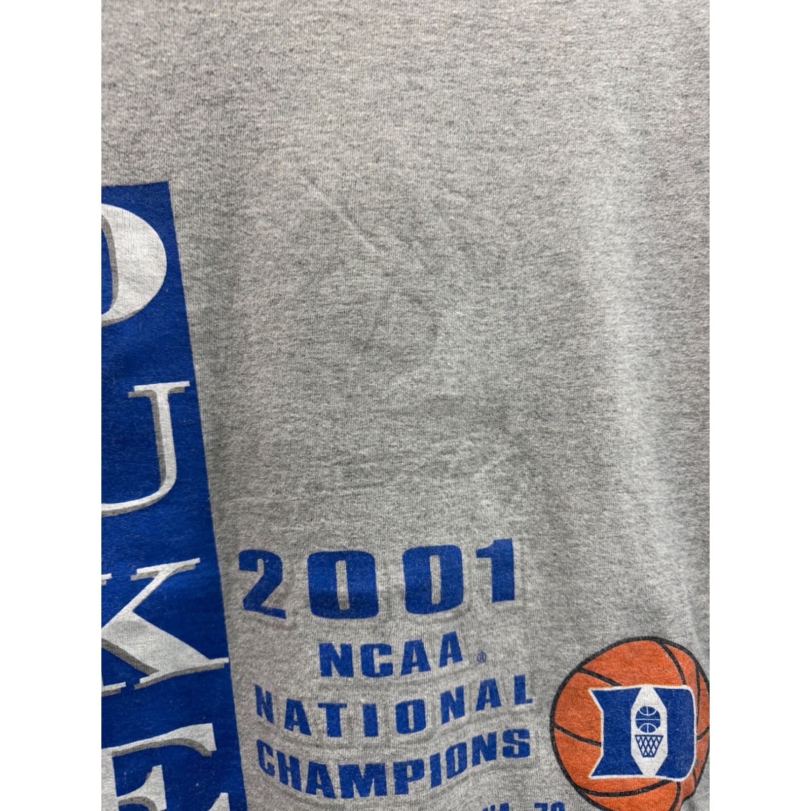 Soffe Duke Blue Devils 2001 NCAA National Champions T-Shirt Mens Small Gray