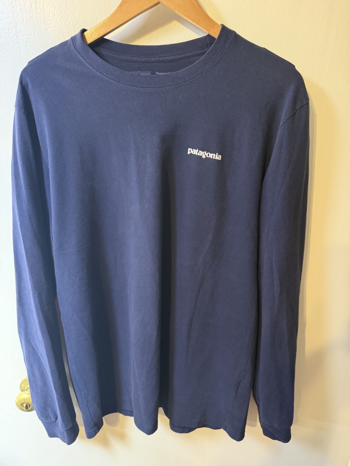 Patagonia Worn Wear Mens Long Sleeve T Shirt Blue Large Big Logo Cotton Tee