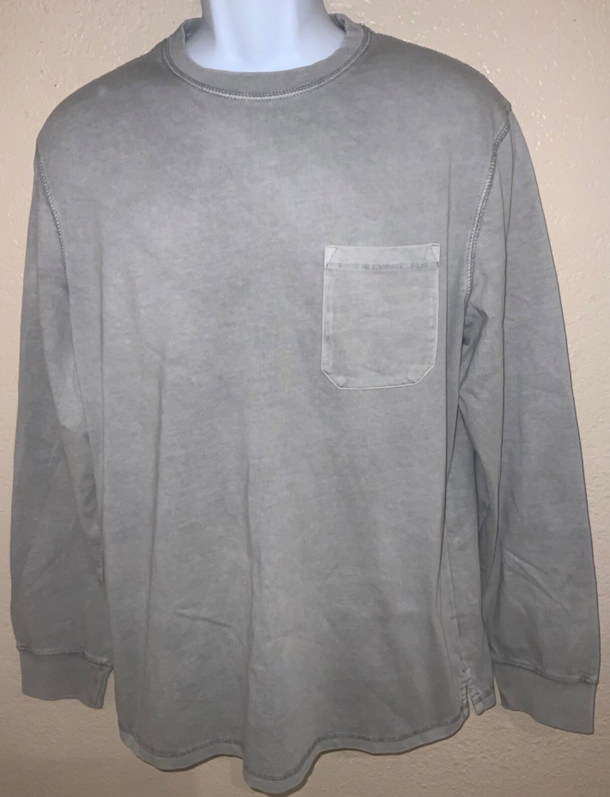 Thick LONG SLEEVE mid weight Crew Neck POCKET T-Shirt Standard Fit Goodfellow