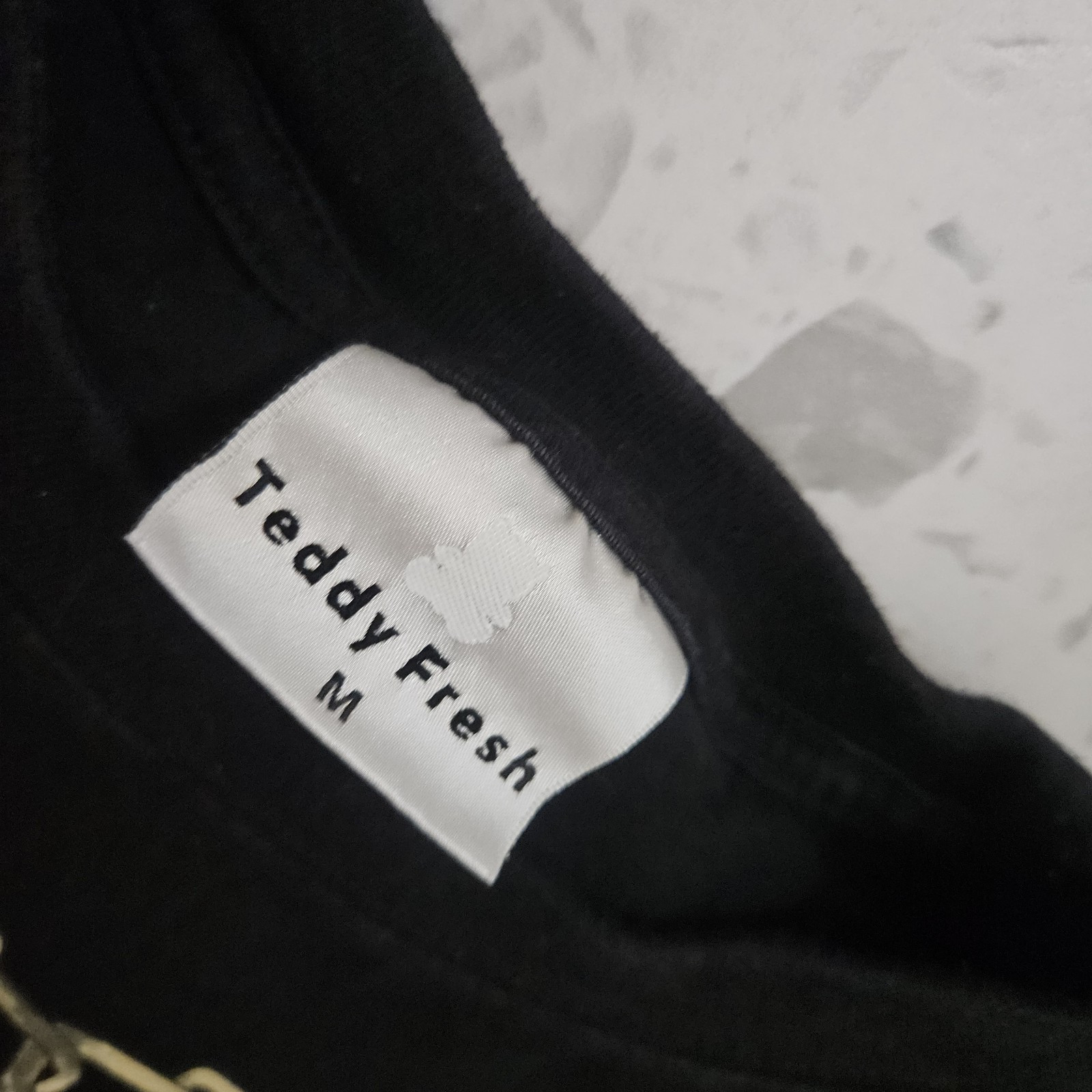 Teddy Fresh Embroidered Gold Chain Black T-Shirt Mens M
