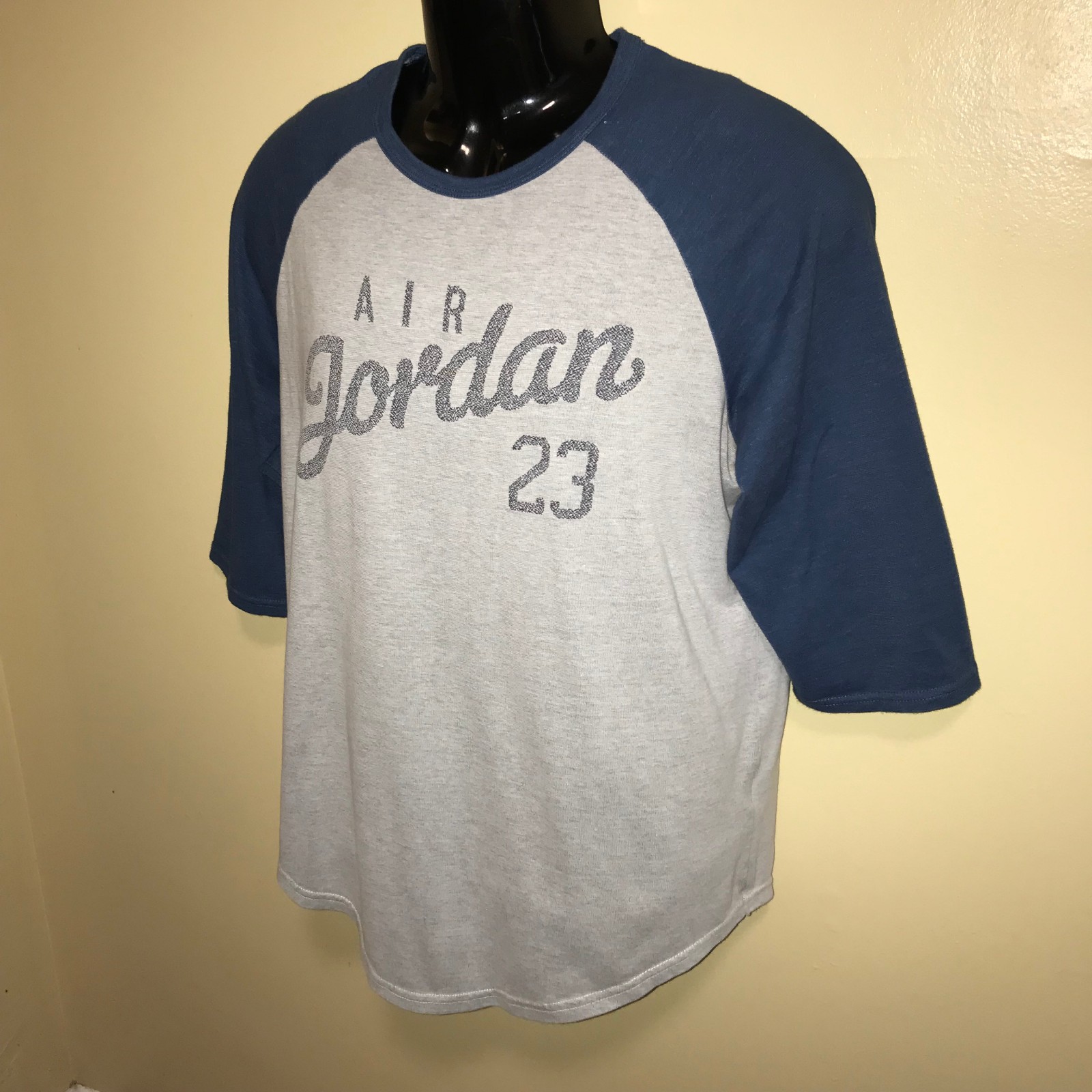 Men’s Air Jordan 23 Raglan 3/4 Sleeve T-shirt-Size: L (724492