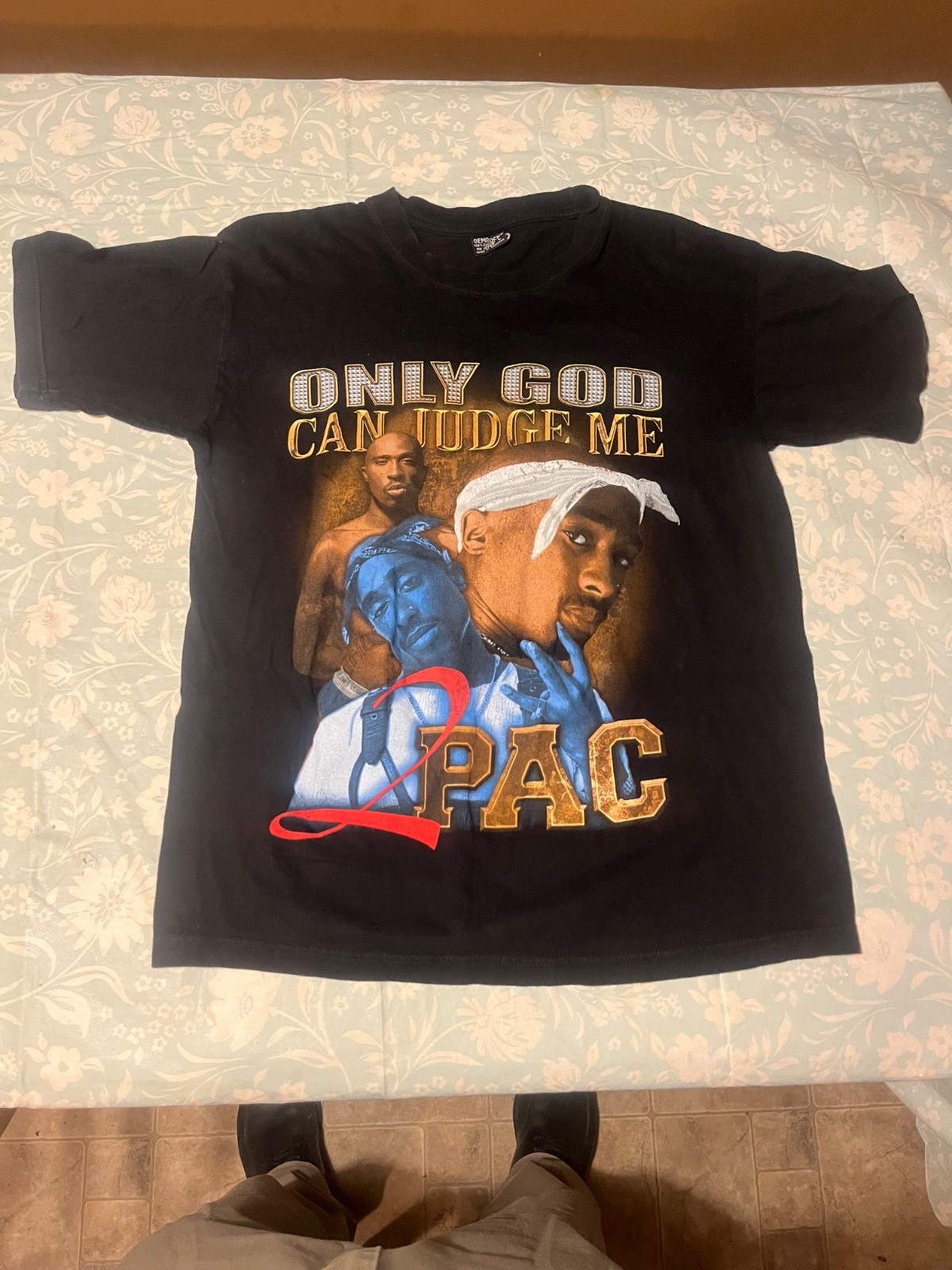 🔥Tupac Vintage Rare T-Shirt. Gemrock. Rap. Blood Red 2 on Front.