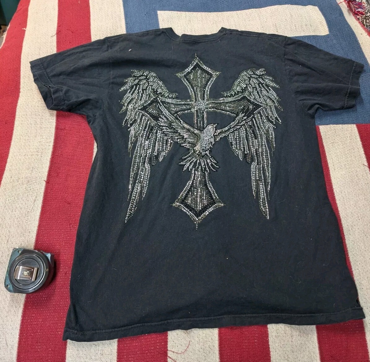 Rawyalty Couture Rhinestone Beaded Cross Wings T-Shirt L Vintage Y2K Cyber