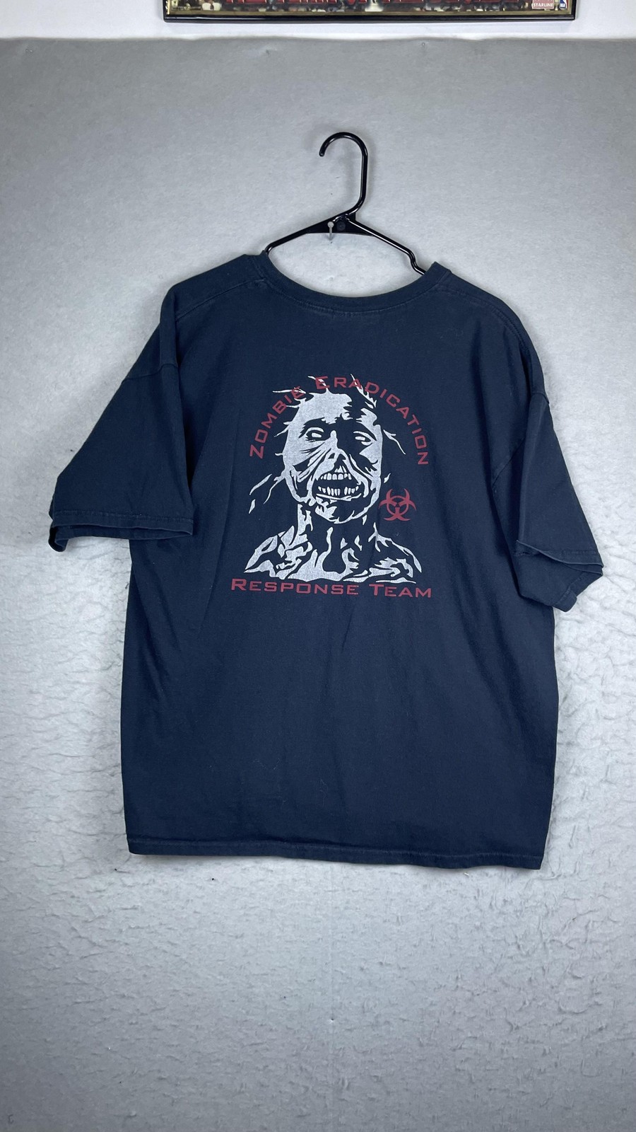 Gildan Shirt Mens XL Blue Zombie Eradication Response Team Leader Graphic Tee