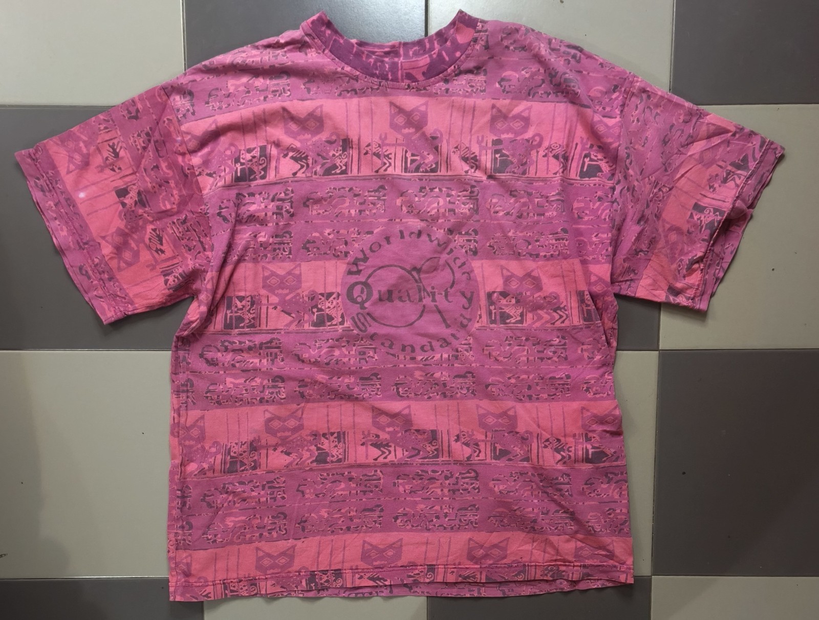 Vintage Oversized Graphic T-Shirt – All Over Print | Good Used Condition