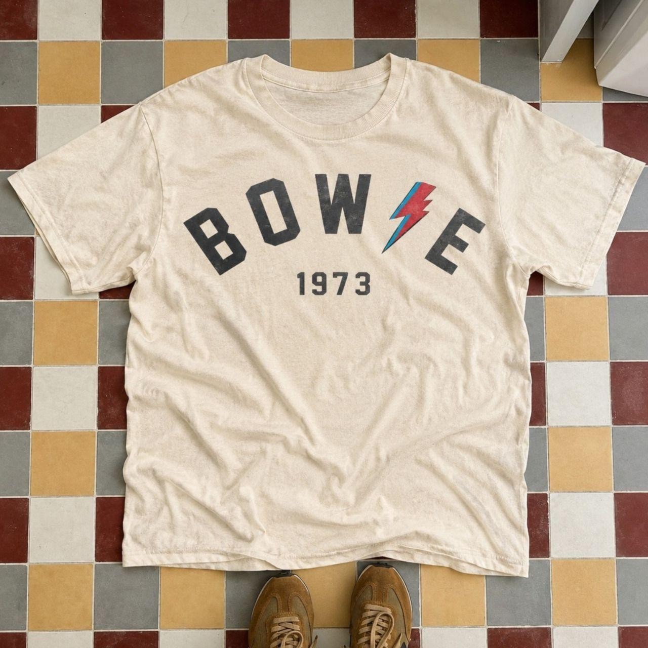 David Bowie 1973 Off-White Graphic T-Shirt Unisex Classic Rock Music Tee