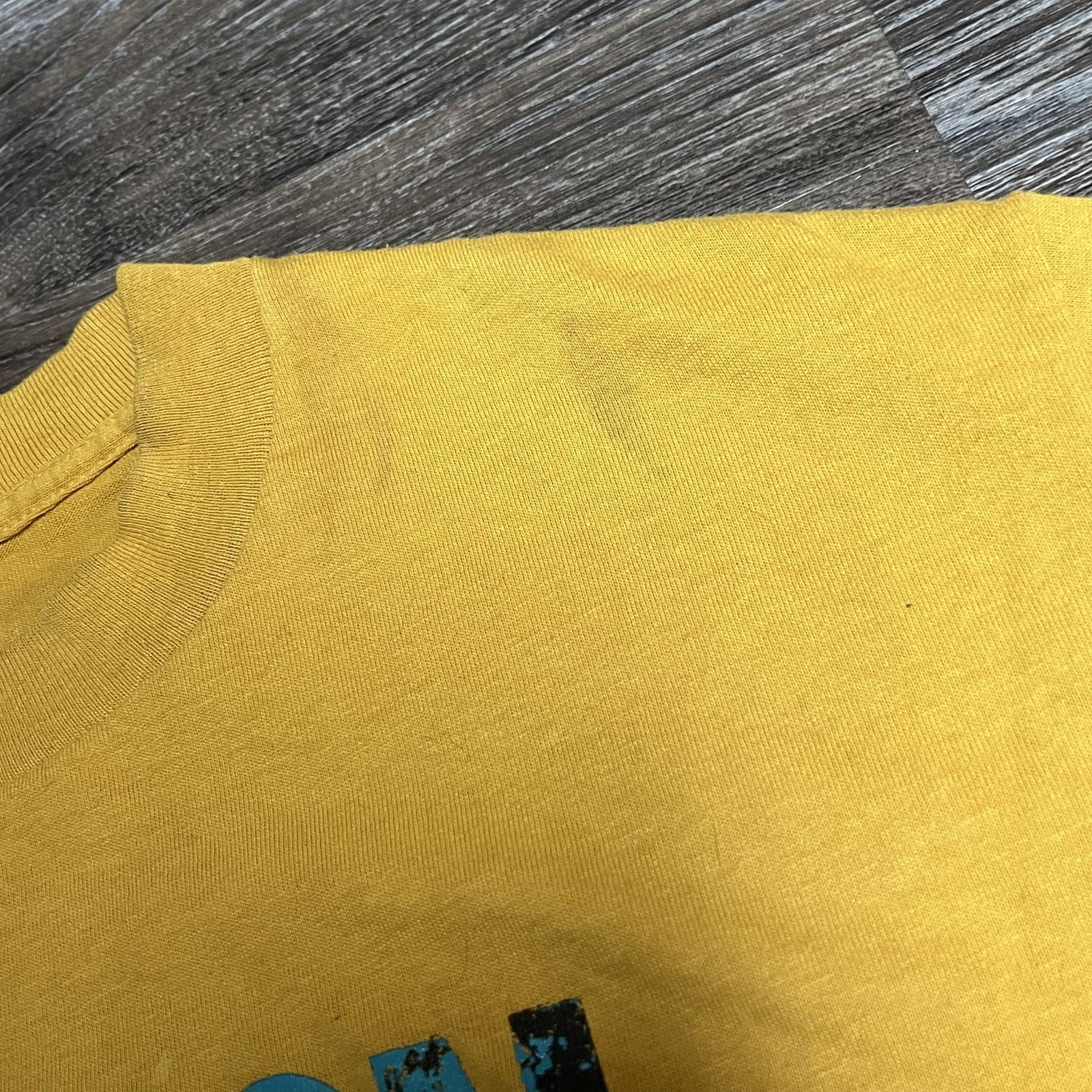Vintage Levi’s Button Your Fly Shirt Mens Medium Yellow 501 1991 90s Graphic Tee