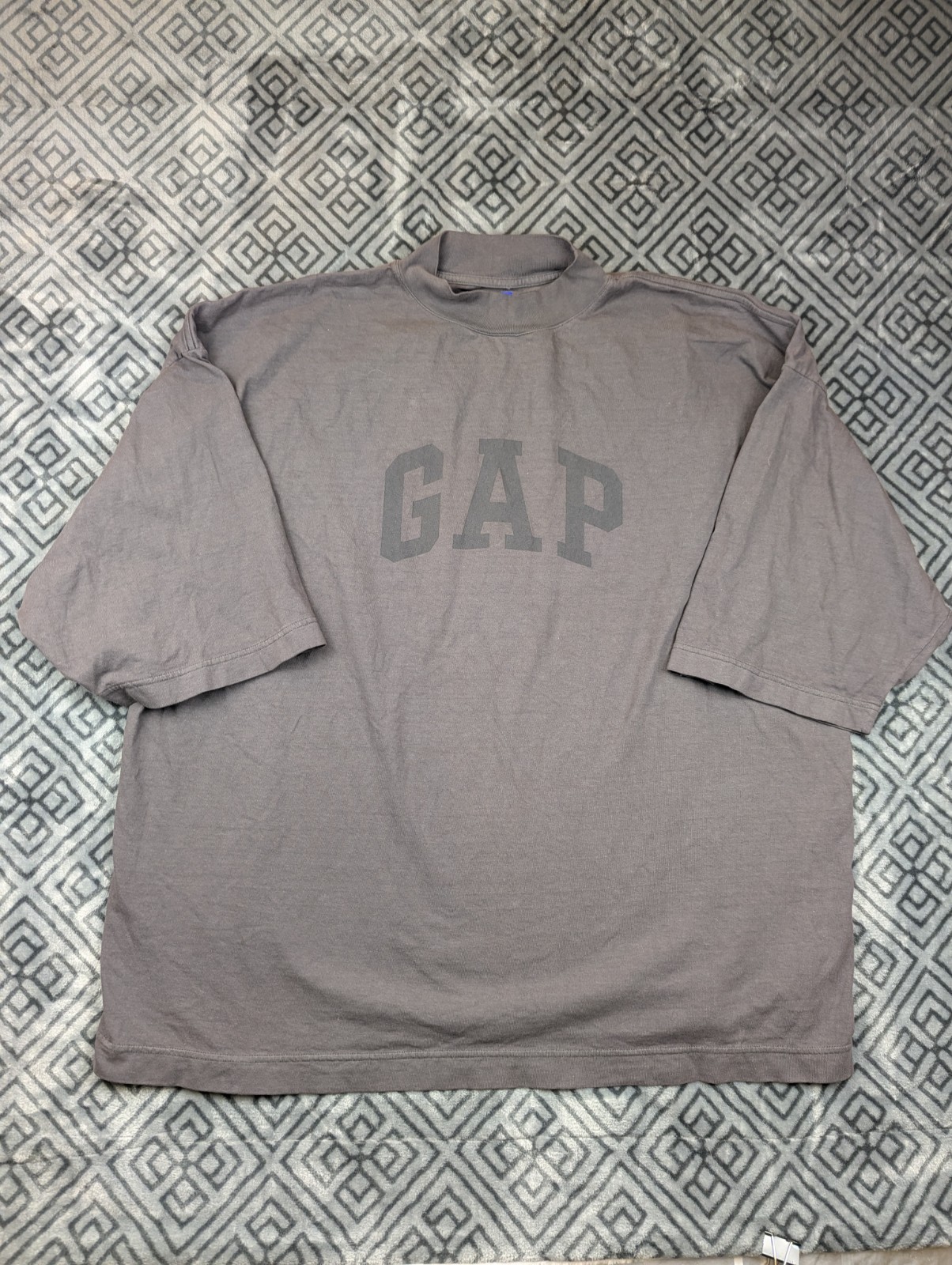 YEEZY YZY x Gap Engineered by Balenciaga Dove T Shirt Kanye Black Size Large