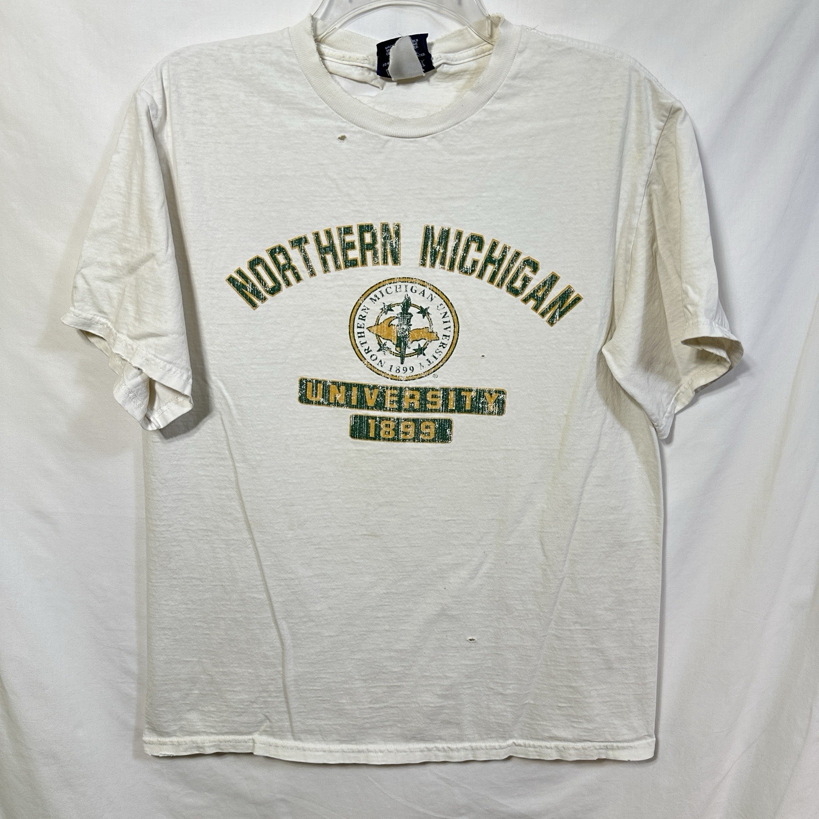 Vintage Distressed Northern Michigan University NMU JanSport Medium T-Shirt Tee