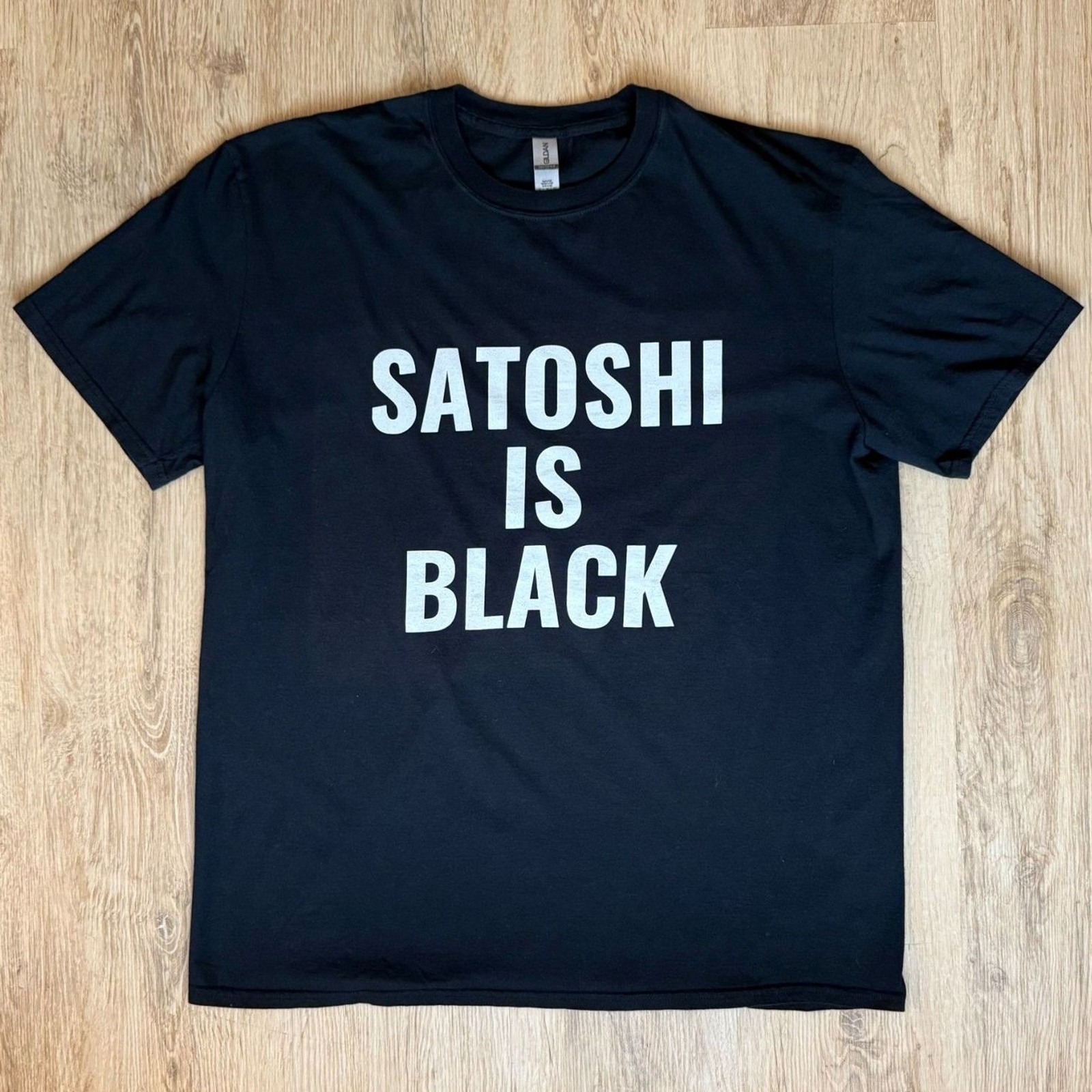 Gildan Softstyle “SATOSHI IS BLACK” Bitcoin Graphic Tee SATOSHI Nakamoto XL