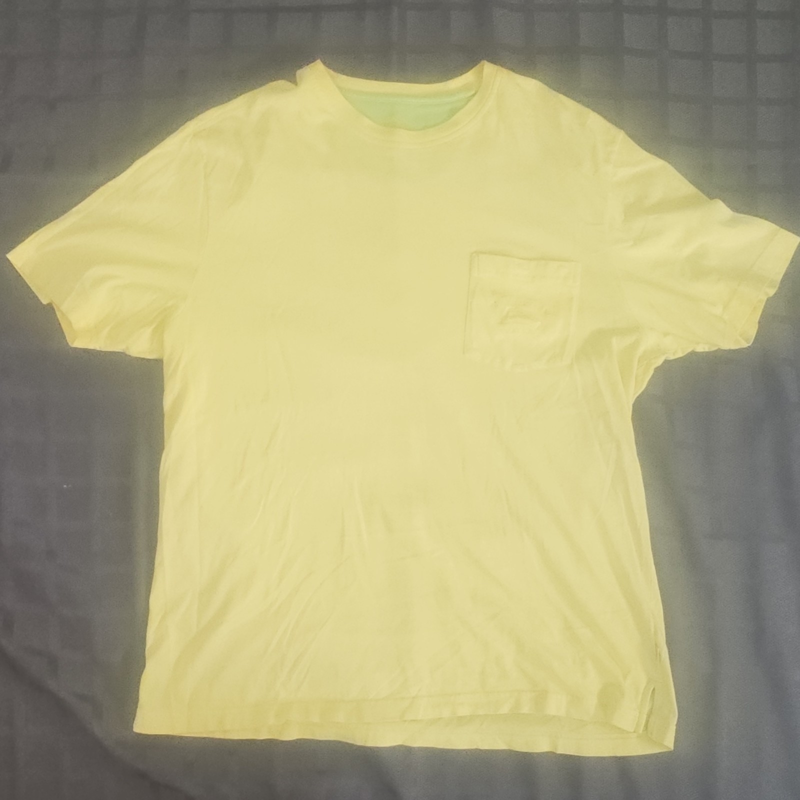 Tommy Bahama Relax Mens L Yellow Solid Pocket Crew Neck Short Sleeve Tee