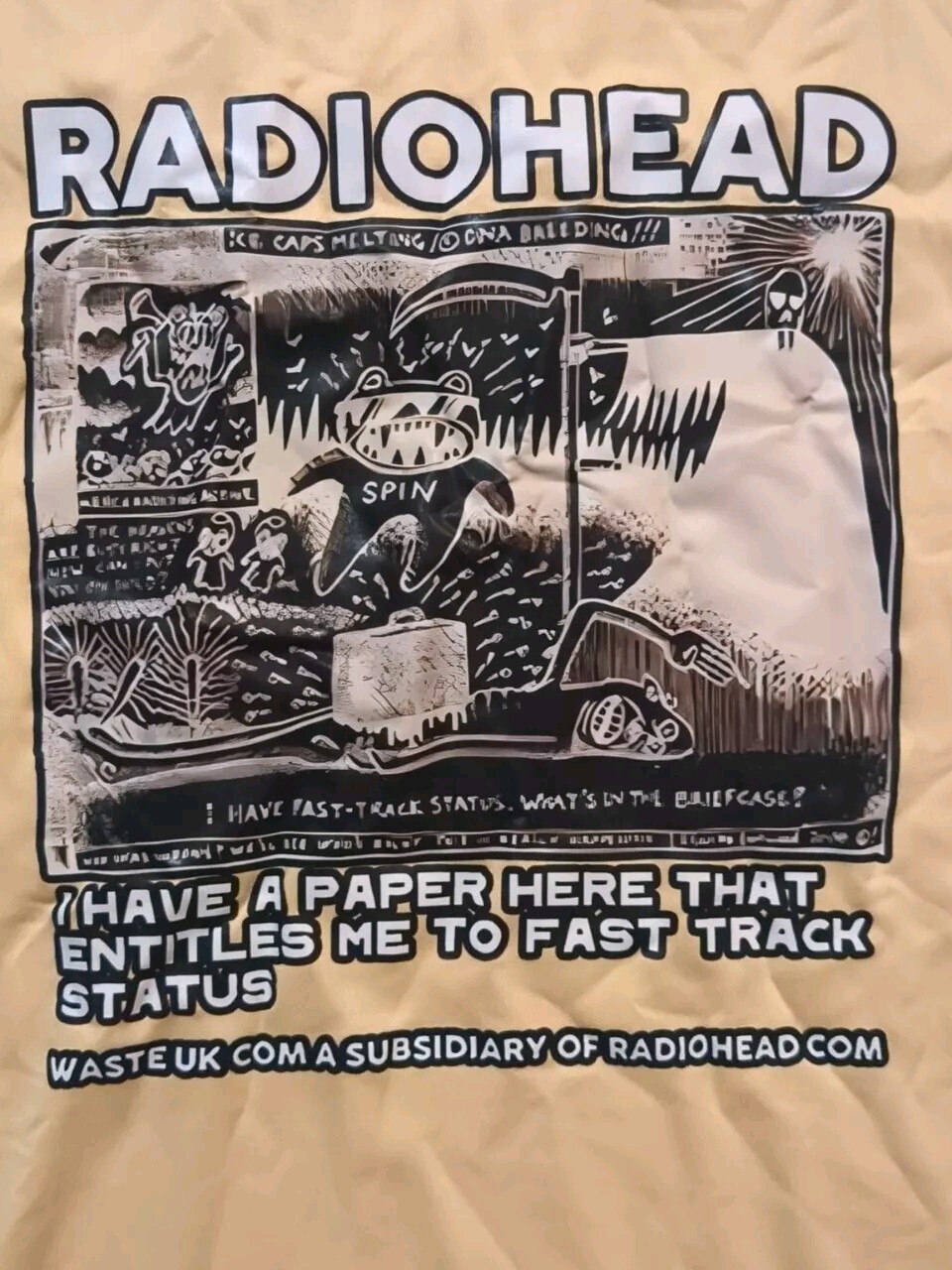 Radiohead T-Shirt – Apricot Shirt – Concert Classic style Unisex tee – Large