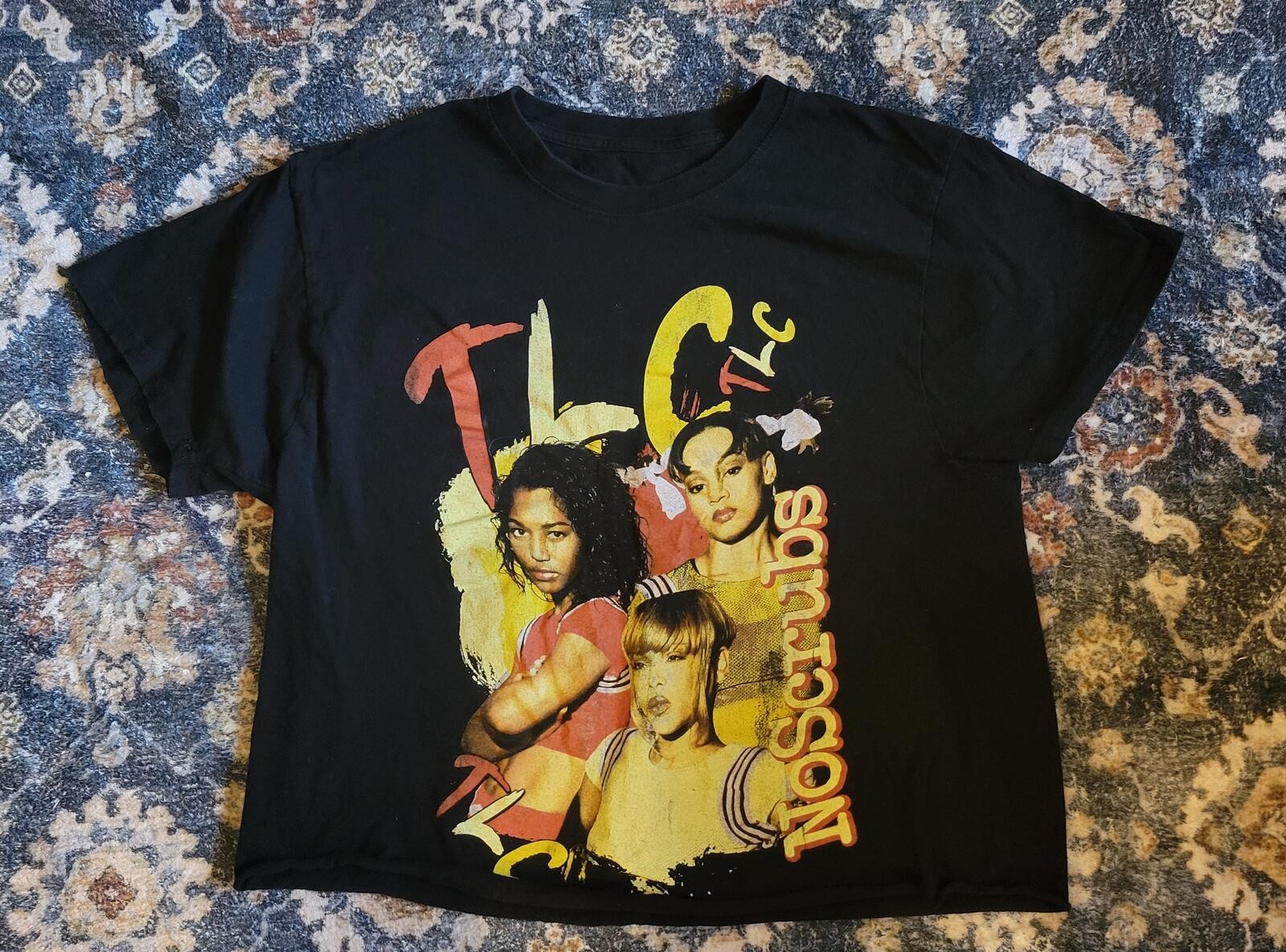 TLC 90s Graphic Cropped T-Shirt Black Music Tee