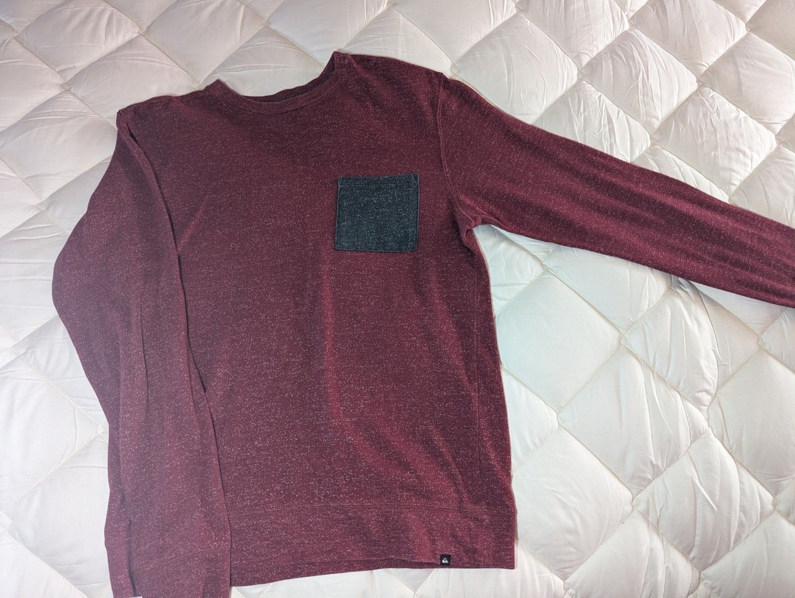 Quiksilver Men’s Medium Marled Burgundy Pullover Sweatshirt Long Sleeve Pocket