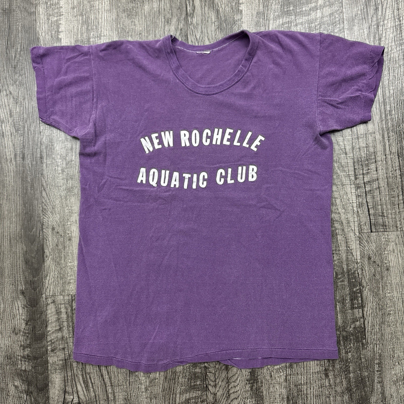 Vintage 60s 70s New Rochelle Aquatic Club Swim T Shirt New York Purple M