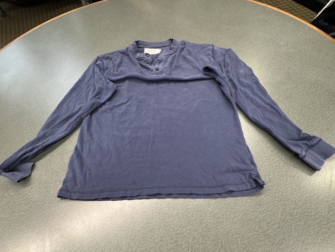 Wrangler Jeans Co Blue Henley Shirt Mens Medium Long Sleeve 100% Cotton