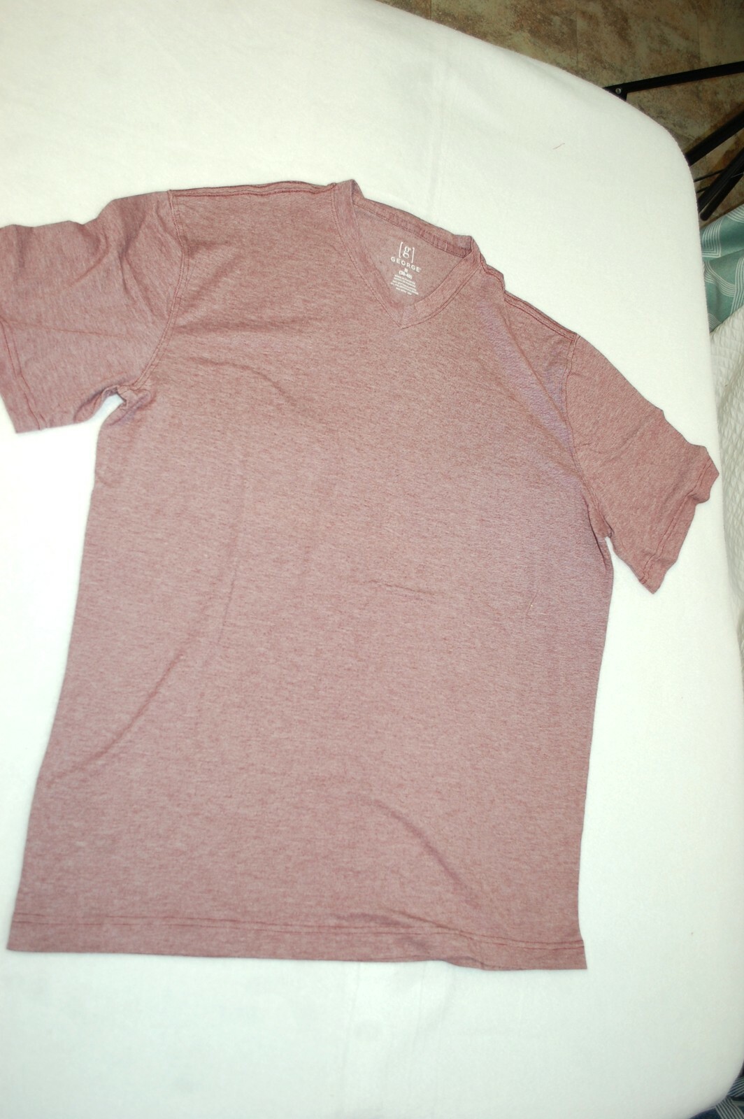 Mens S/S T-Shirt BURGUNDY w/ WHITE MICROSTRIPE V-Neck M 38-40
