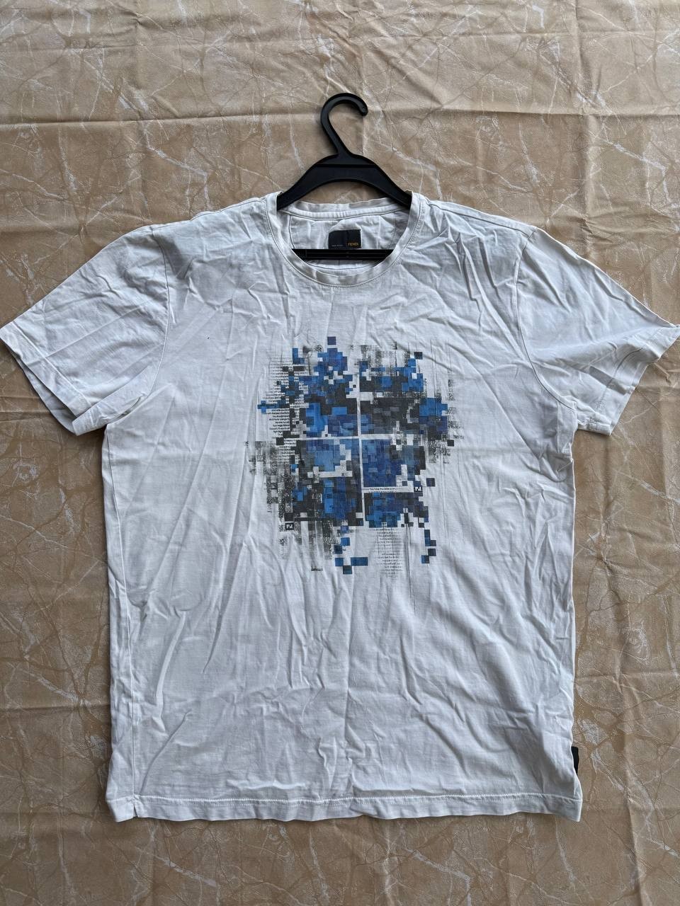Fendi Roma Men’s Graphic T-Shirt Size IT 54 L-XL White Blue Pixel Art Cotton