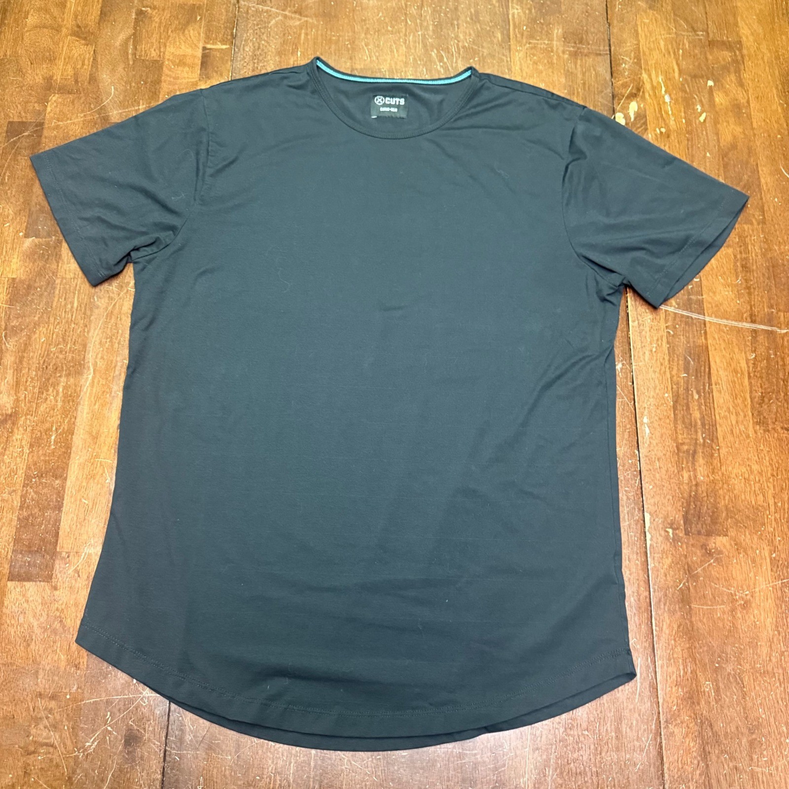 Cuts Clothing Curve-Hem TShirt Men XL Black Blue Grey 3 Pack Bundle Short Sleeve