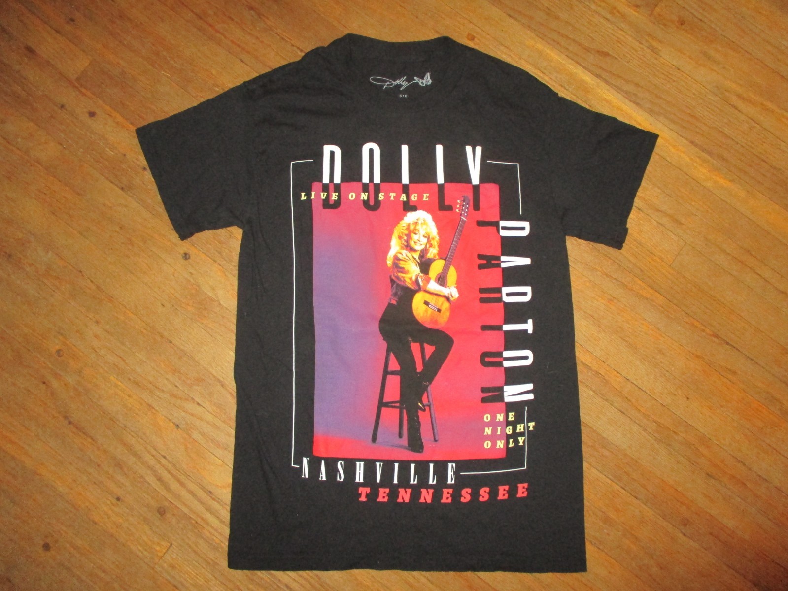 DOLLY PARTON CONCERT T SHIRT Live On Stage One Night Only Nashville Adult SMALL