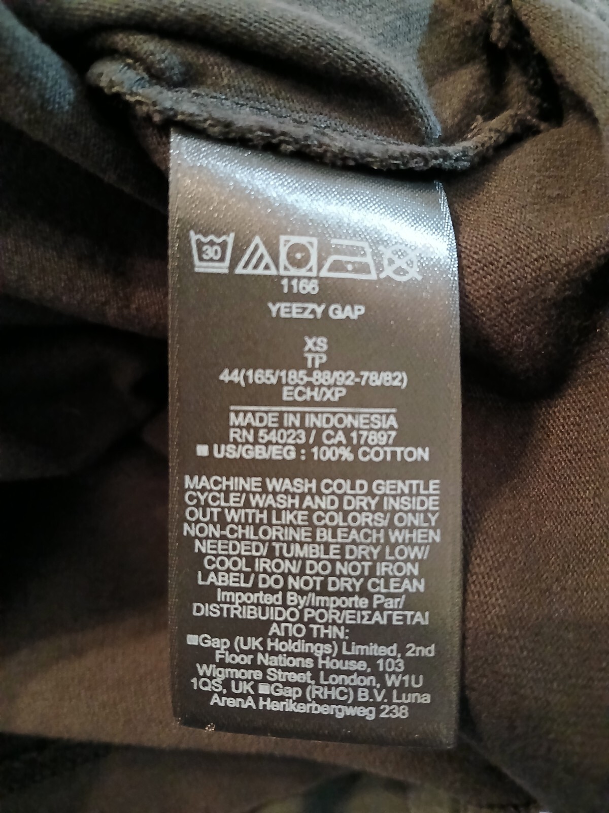 Yeezy x GAP Engineered By Balenciaga Longsleeve Logo Tee Men’s Size XS