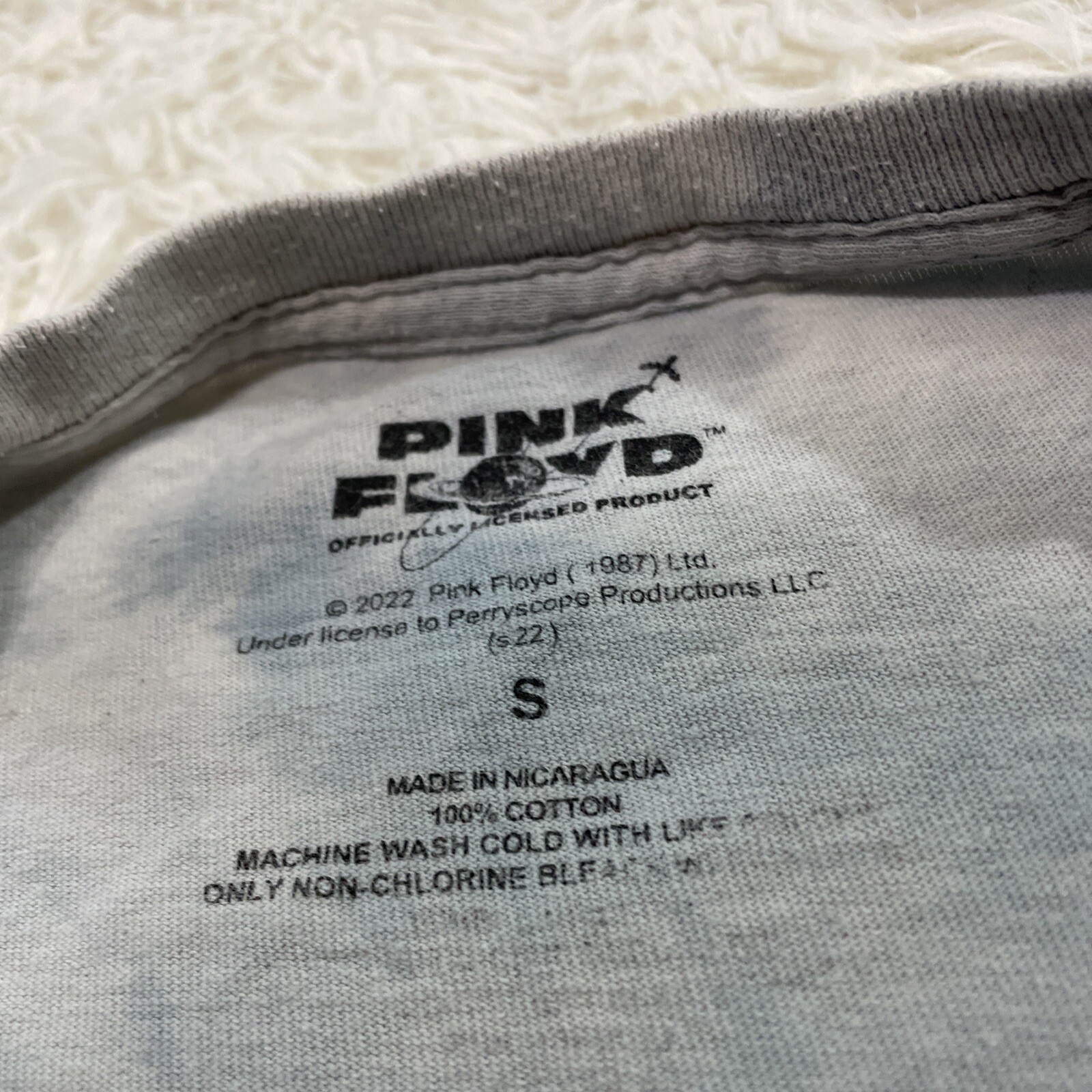 PINK FLOYD Shirt Men S Blue Dark Side of the Moon Rock Music Spellout Graphic