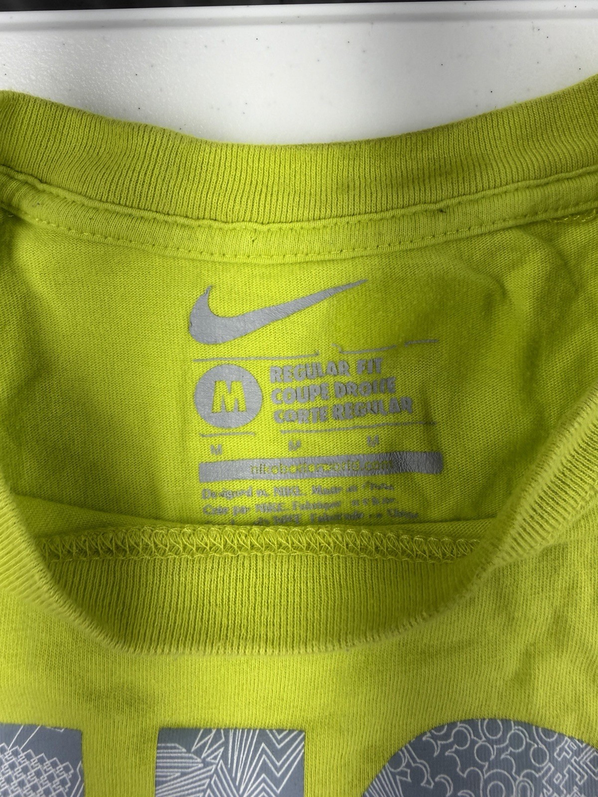Nike Graphic T-Shirt Men’s M Neon Yellow Just Do It Short Sleeve Tee