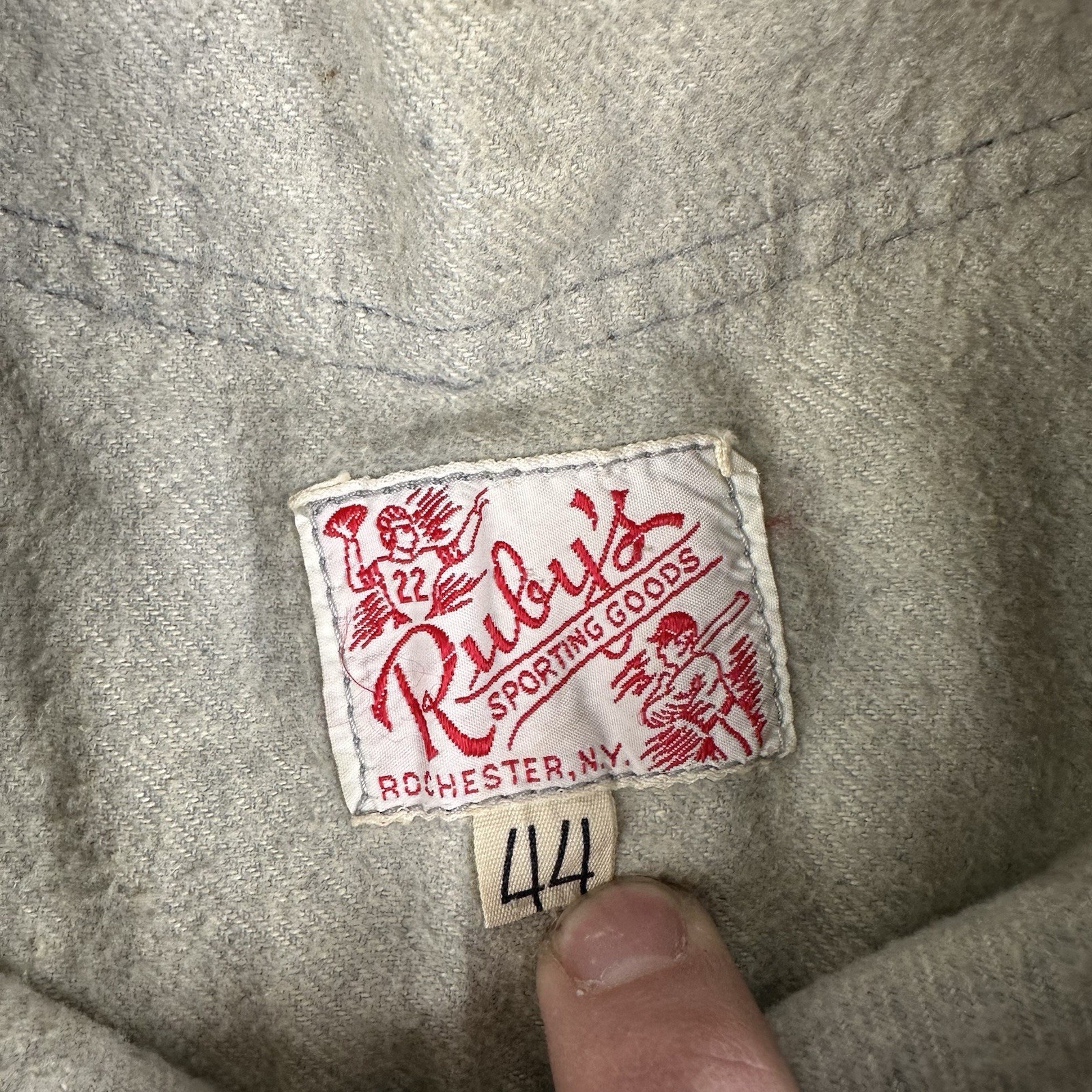 Vintage 30s 40s Baseball Jersey Mens 44 Gray Black Felt H Rubys Sorting Goods
