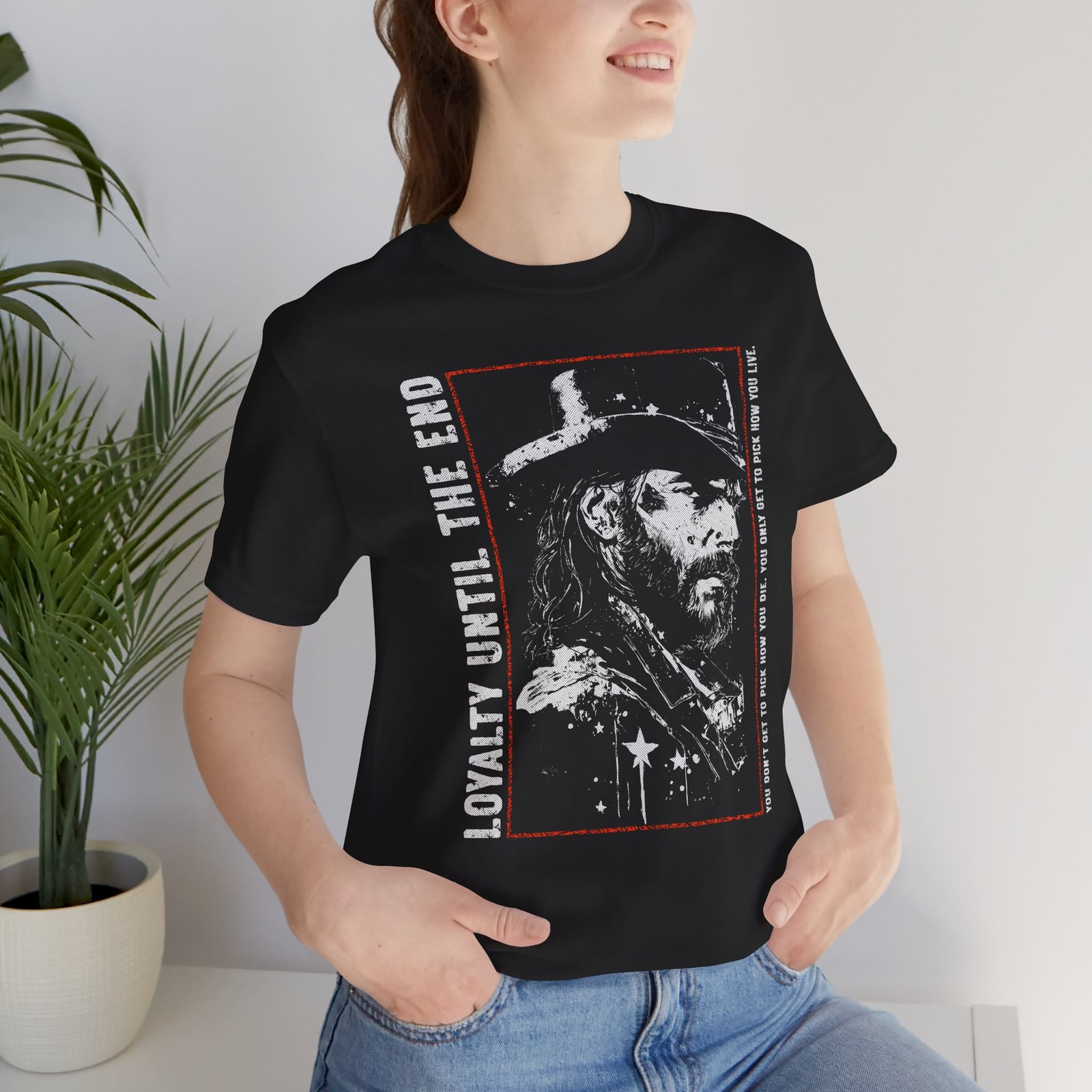 Western Gunslinger Style Unisex Tee, RDR 2, Outlaw Cowboy Graphic T-Shirt