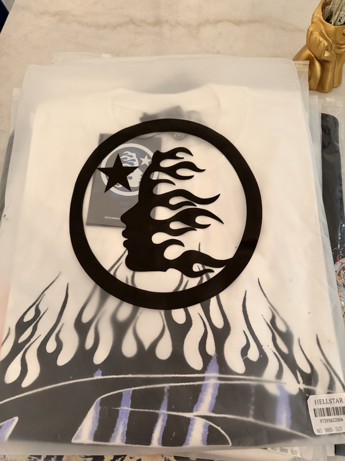 Hellstar White Logo Graphic Crew Neck Short Sleeve T-Shirt Men’s M/L
