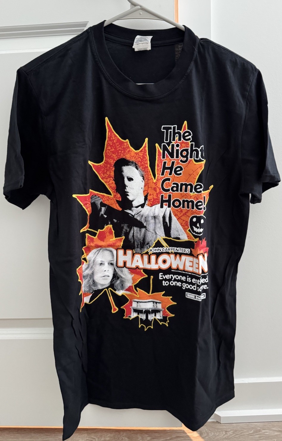 Graveyard Goods Halloween T-shirt RARE OOP Mens Medium