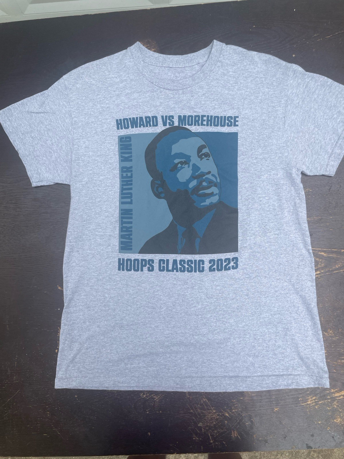 Men’s 2023 Howard Vs Morehouse MLK Hoops Classic T-shirt Size Small