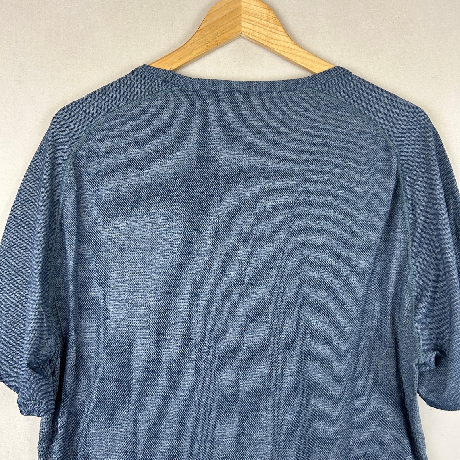 Mack Weldon Airknitx Crew Neck Short Sleeve Shirt Blue Men’s Size XL
