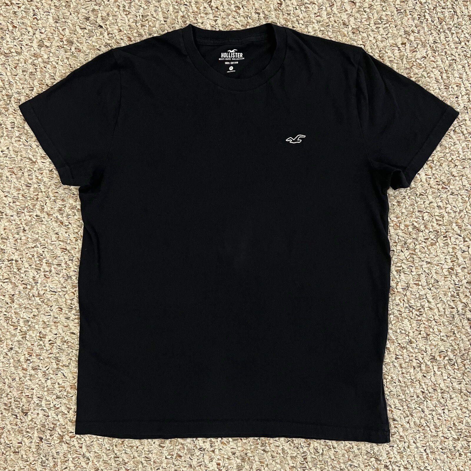 Hollister Tshirt Mens Must Have Collection Short Sleeve Shirt