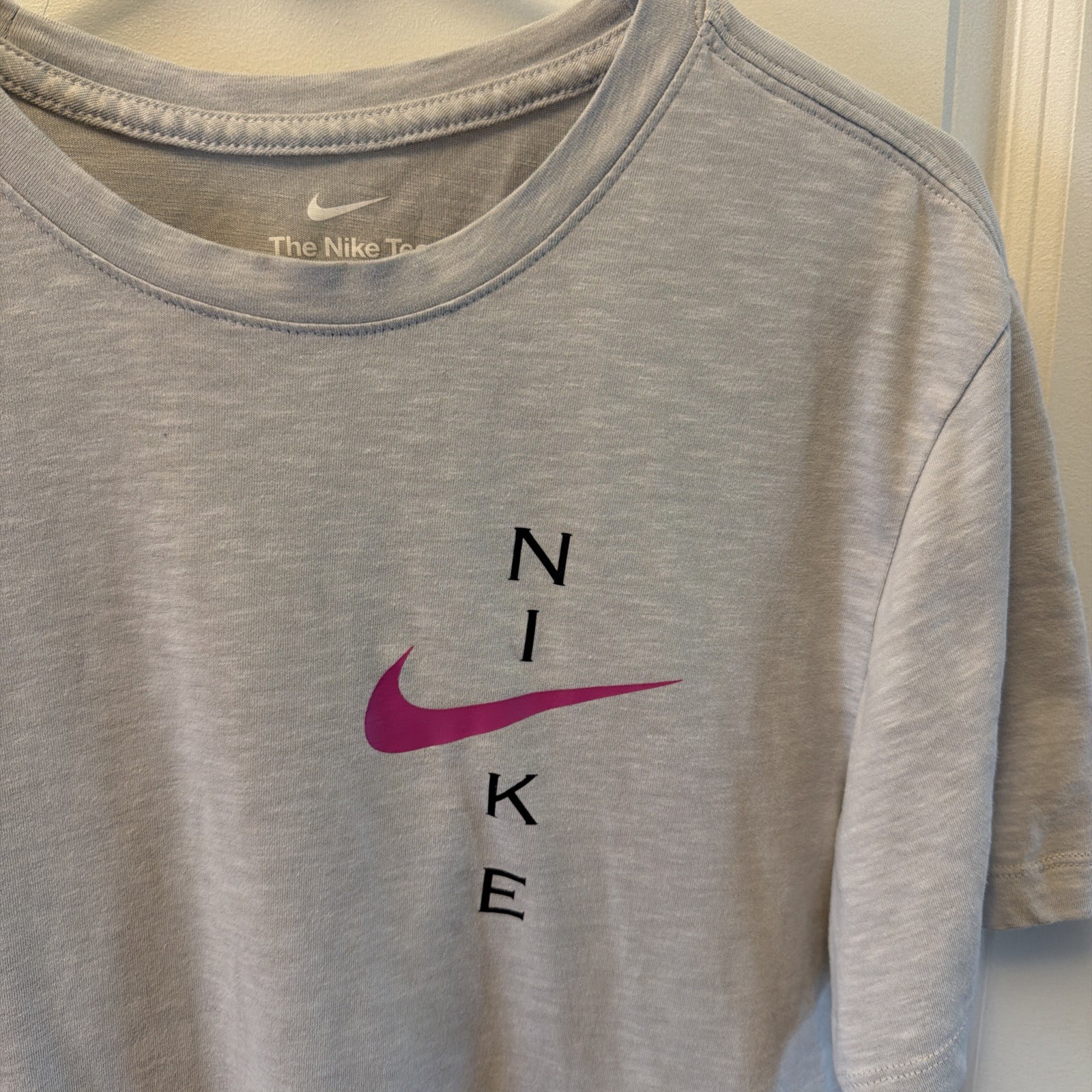 Nike Check Logo Tee Mens Small Dri Fit Gray Short Sleeve Casual Crewneck