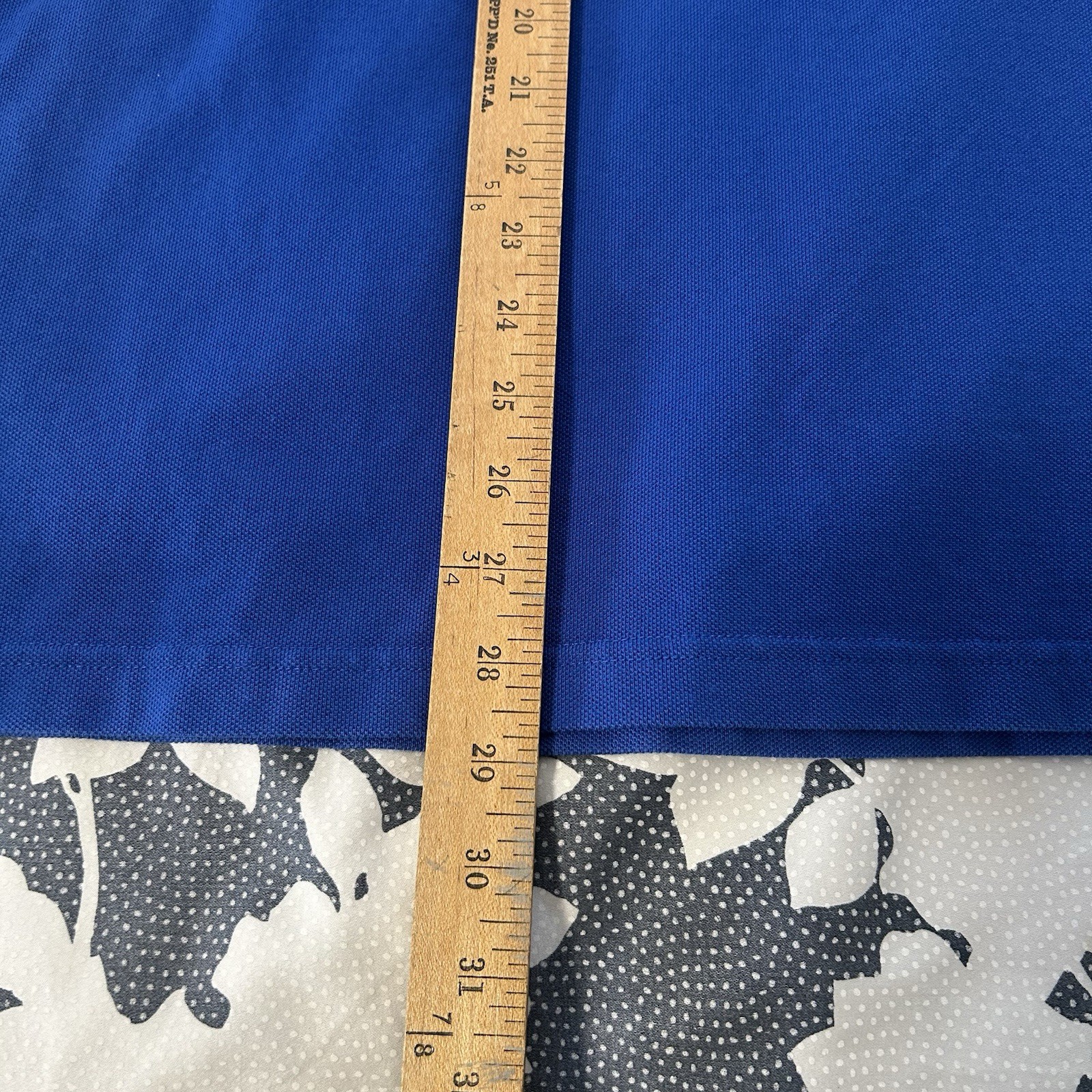Official Apple Store Employee Uniform T-Shirt Blue Embroidered Logo Size L