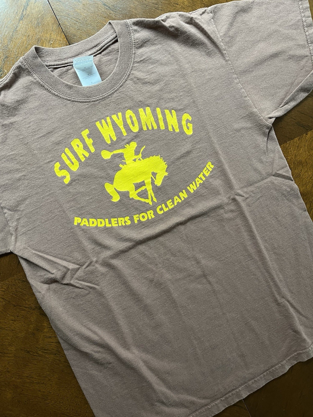 Vintage ~ Surf Wyoming Paddlers For Clean Water ~ T-shirt Mens M 100% Cotton
